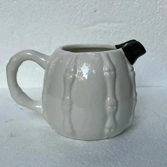 Pumpkin Bones Halloween Milk Cream & Sugar Set - Picture 3 of 8